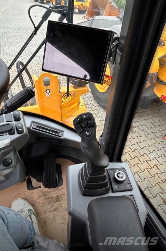 Volvo L30 HS Gumikerekes homlokrakodók