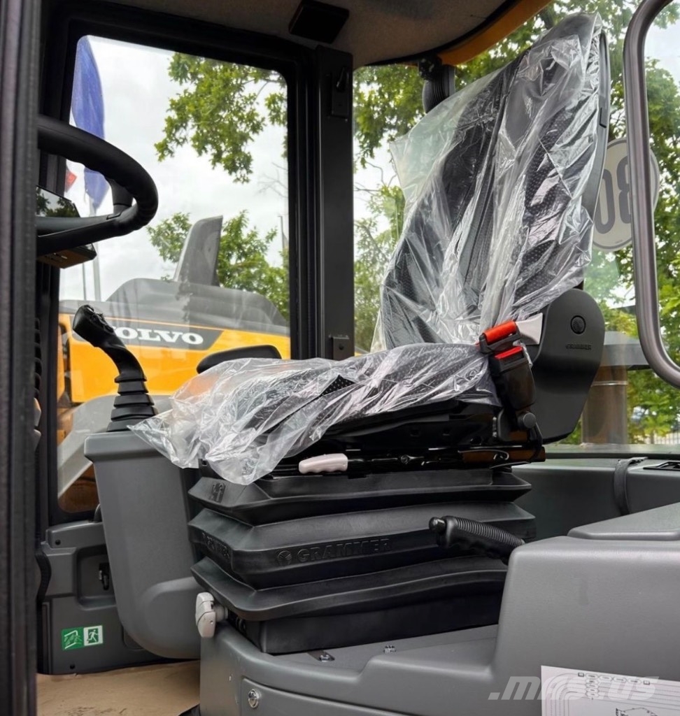 Volvo L30 HS Gumikerekes homlokrakodók