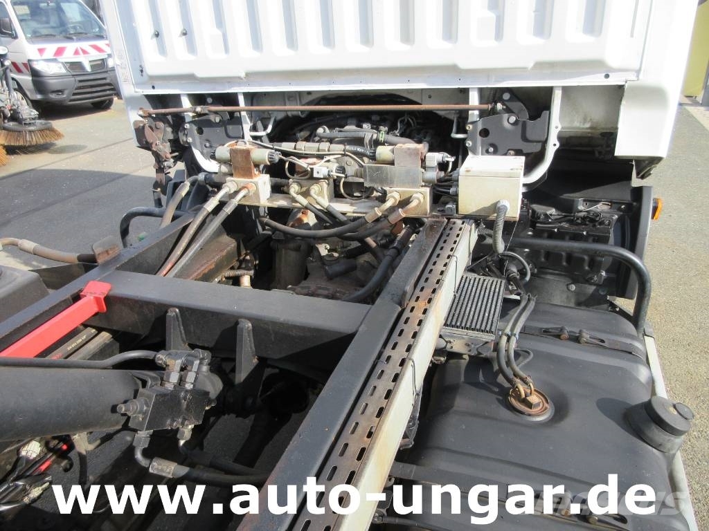 Nissan Cabstar 35.14 Mecagil Lebon Müllwagen BOM Garbage 垃圾車
