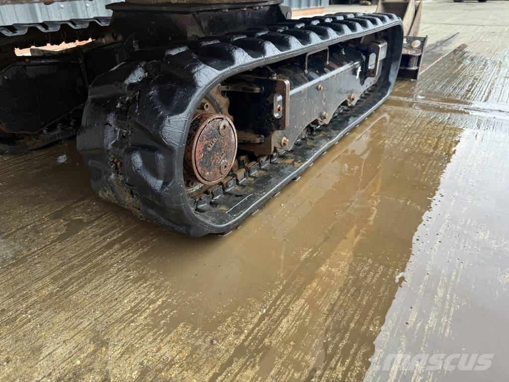 JCB 15 C-1 1.5t Mini Excvator / Digger حفارات صغيرة أقل من 7 طن (حفارات صغيرة)