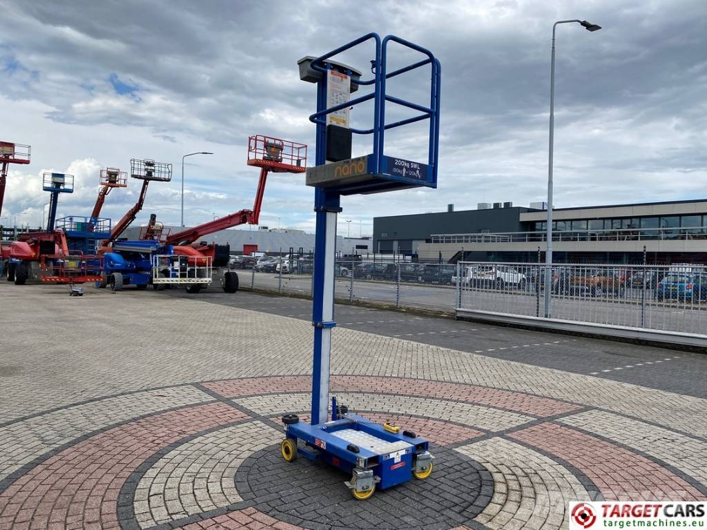 Power Tower Nano Electric Vertical Mast Work Lift 450cm 垂直升降工作台