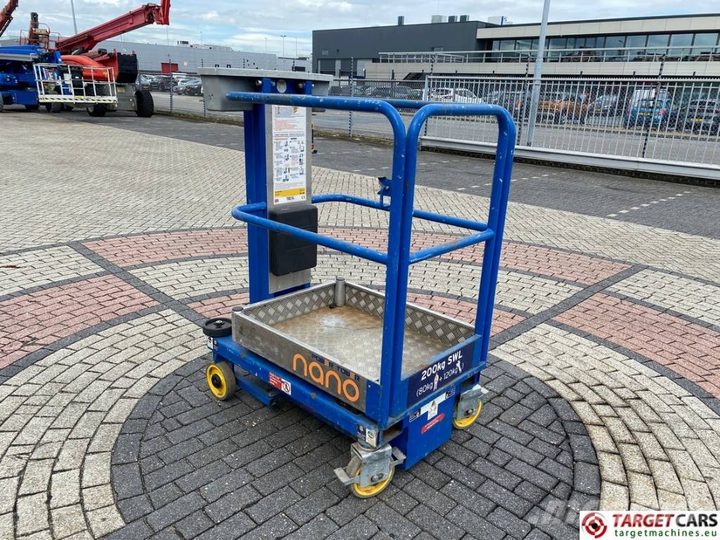 Power Tower Nano Electric Vertical Mast Work Lift 450cm 垂直升降工作台