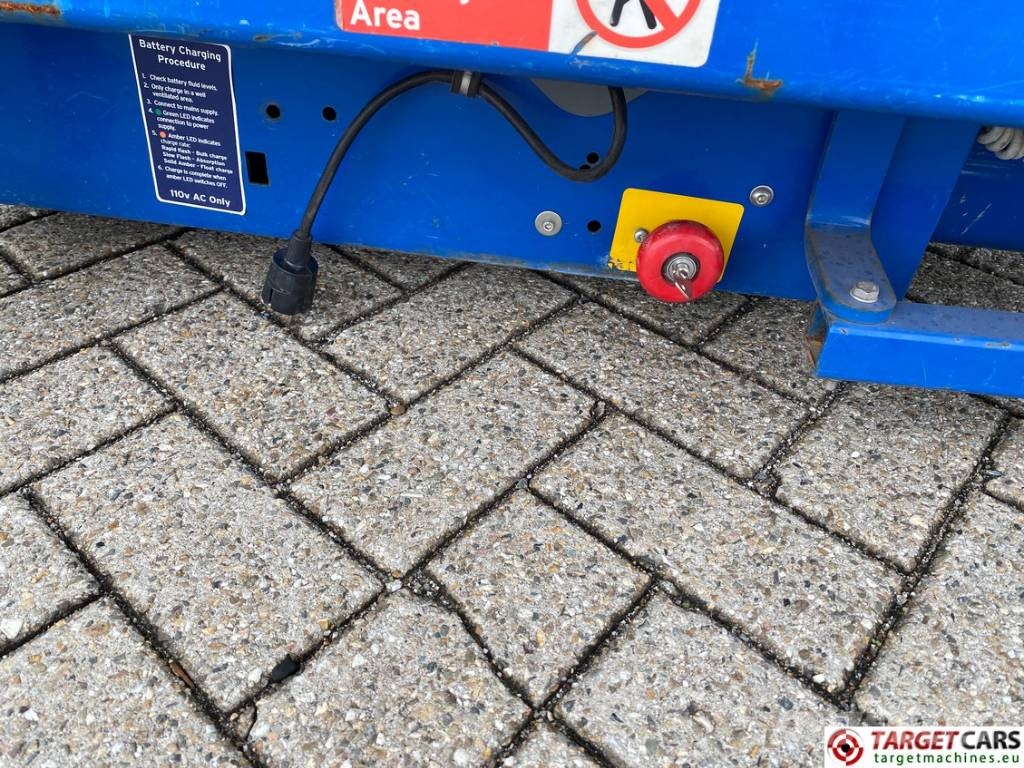 Power Tower Nano Electric Vertical Mast Work Lift 450cm 垂直升降工作台