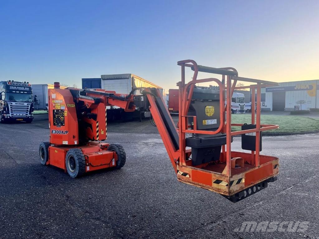 JLG E300AJP Knikarmhoogwerkers
