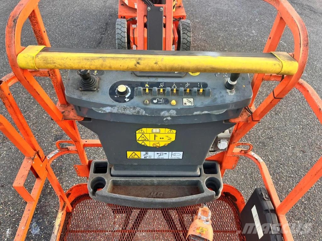 JLG E300AJP Knikarmhoogwerkers