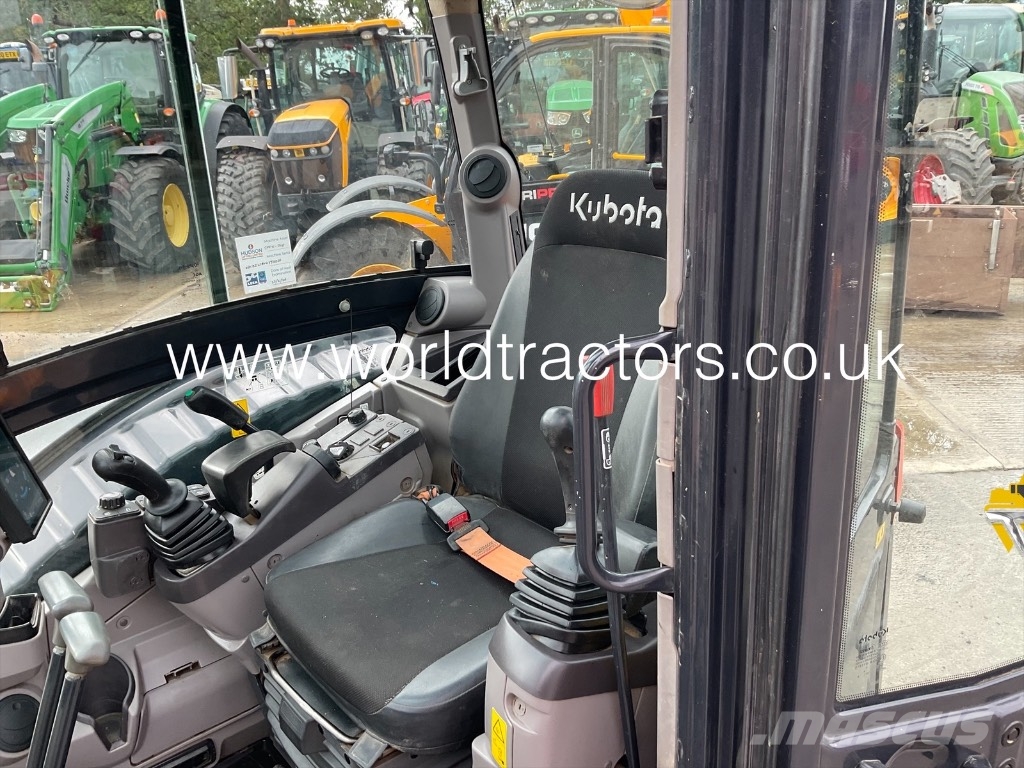 Kubota U 50-5 حفارات صغيرة أقل من 7 طن (حفارات صغيرة)