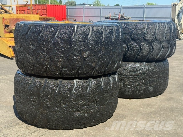 Volvo L 220 F COMPLET 4 PCS 29.5R25 Tyres, wheels and rims