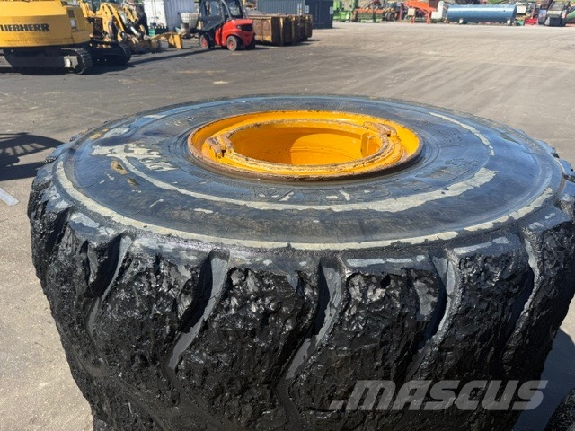 Volvo L 220 F COMPLET 4 PCS 29.5R25 Tyres, wheels and rims