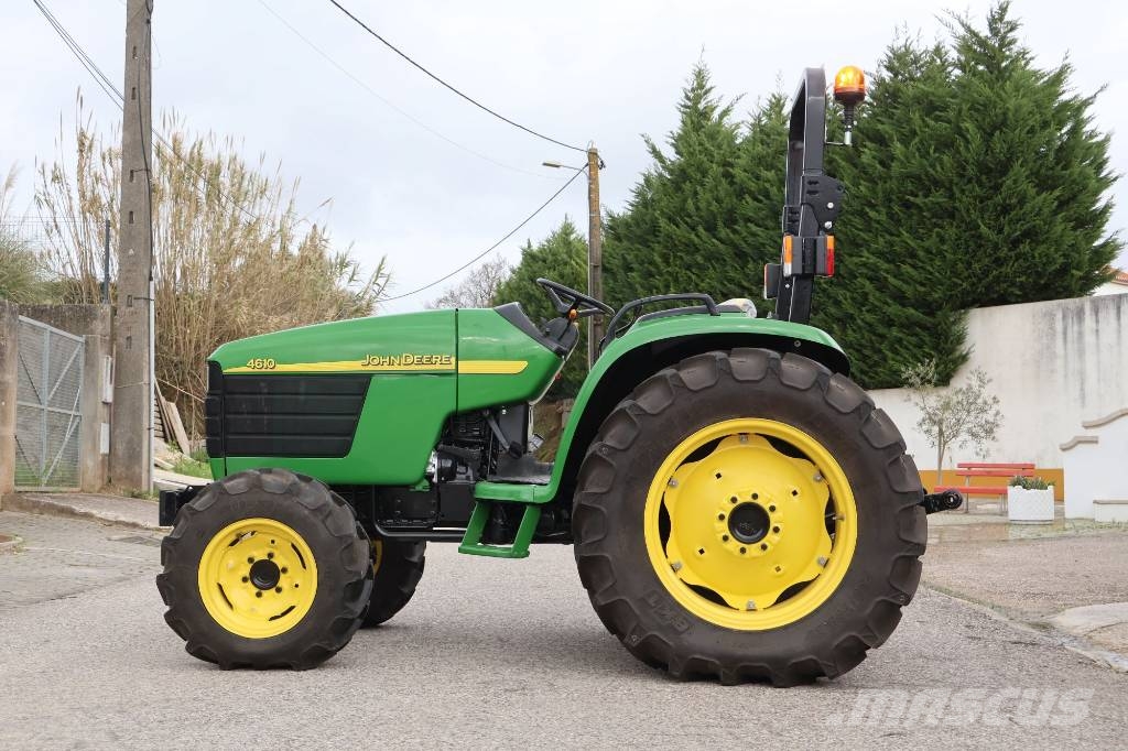 John Deere 4610 Traktory