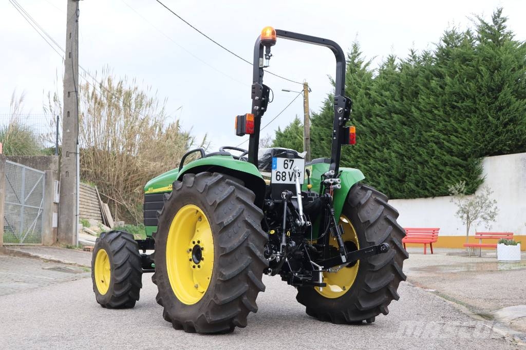 John Deere 4610 Traktory