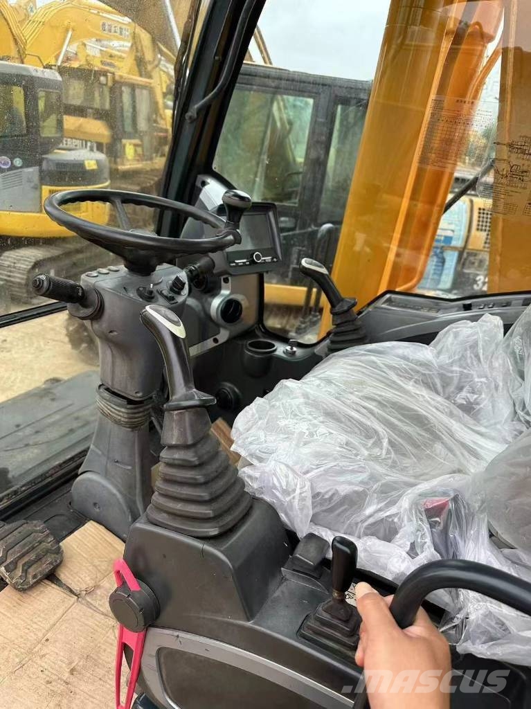 Hyundai Robex 210 W-9 Wheeled excavators