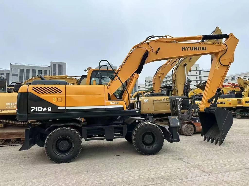 Hyundai Robex 210 W-9 Wheeled excavators