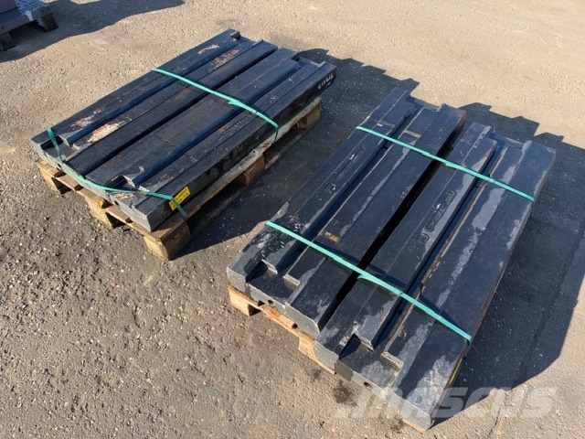 Terex Chrome Blow Bars to suit Terex TP550 Chamber Crushers