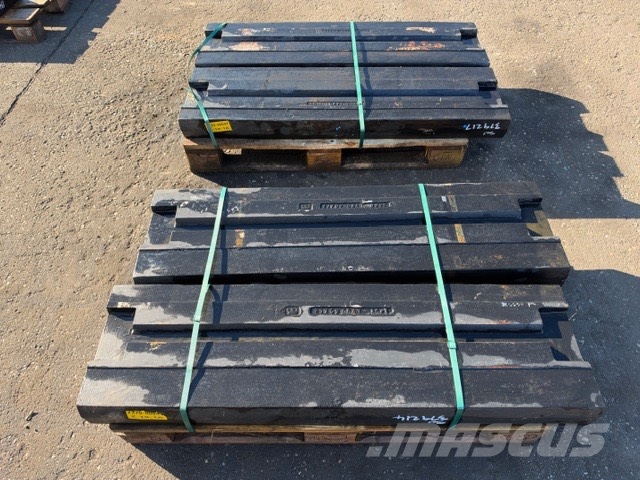 Terex Chrome Blow Bars to suit Terex TP550 Chamber Crushers