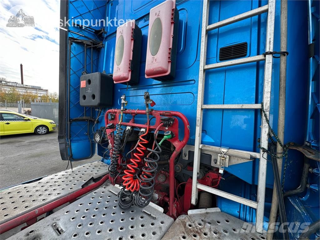 Scania R490LA6X2/4MNB 牵引车