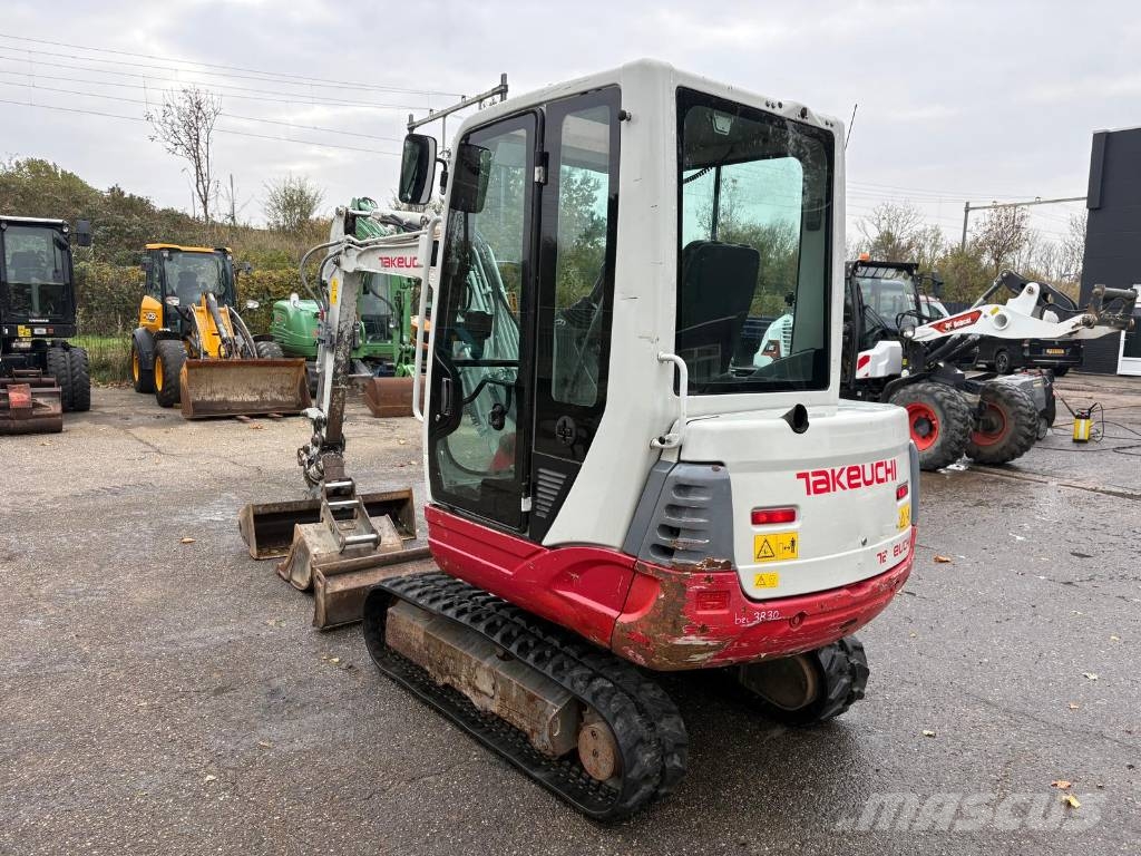 Takeuchi TB 228 POWERTILT!! 2 bakken Mini ekskavatori < 7 t