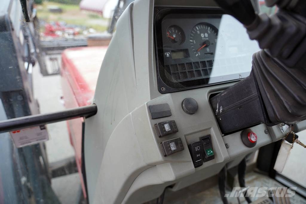 Massey Ferguson 6180 / BHH601 曳引機