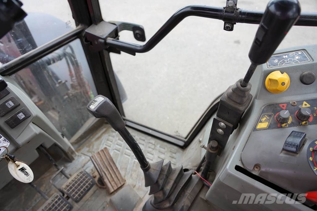 Massey Ferguson 6180 / BHH601 曳引機
