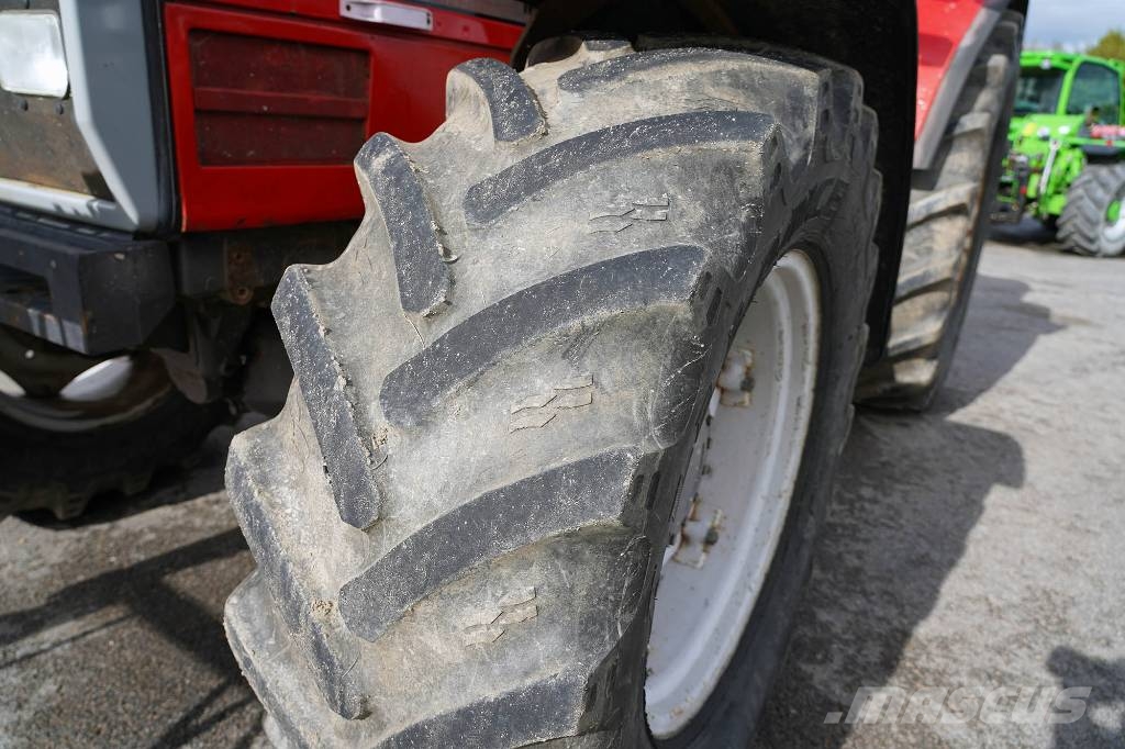 Massey Ferguson 6180 / BHH601 Traktorer