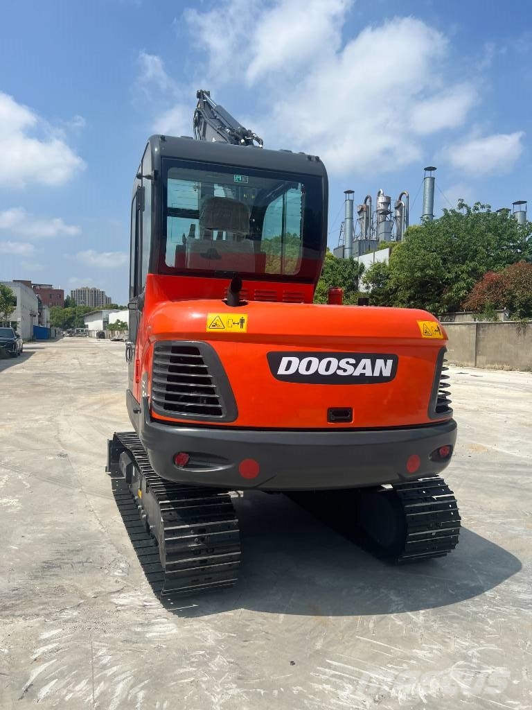 Doosan dx60d Εκσκαφάκι (διαβολάκι) < 7t