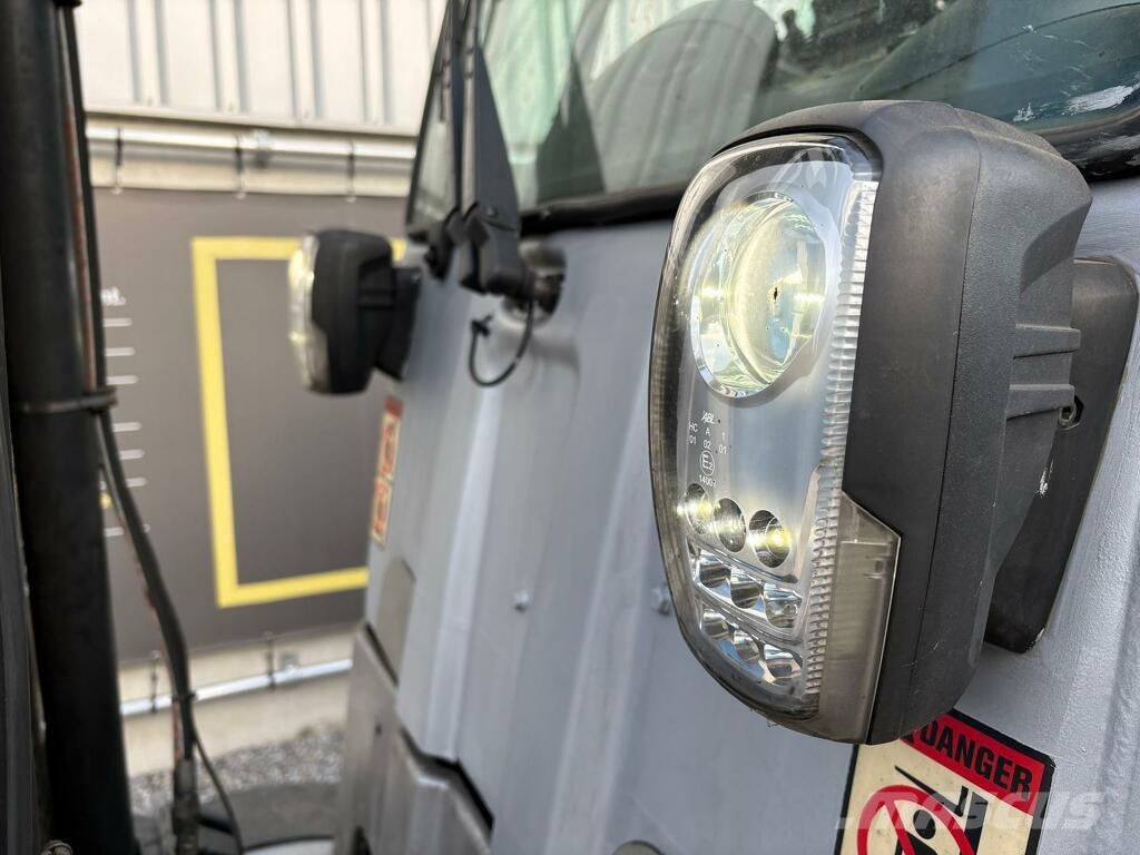 Still RX60-50 Electric forklifts