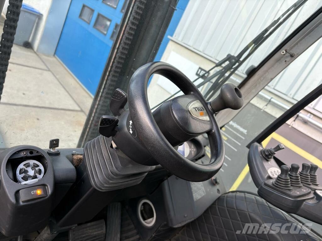 Still RX60-50 Electric forklifts