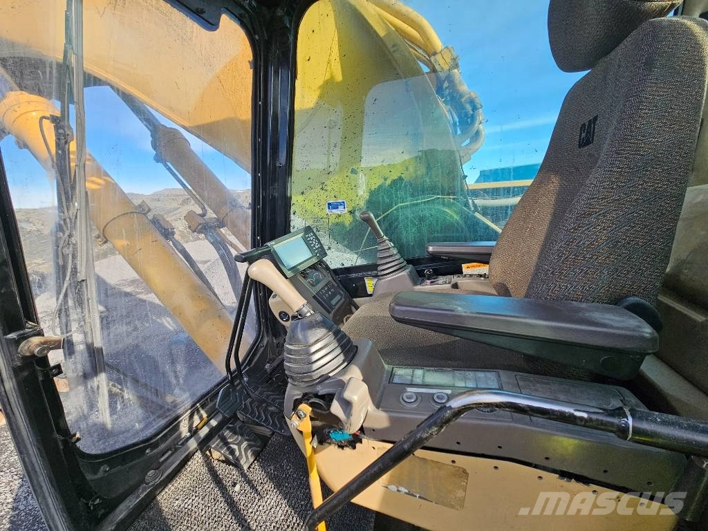 CAT 5110 B Bandgrävare