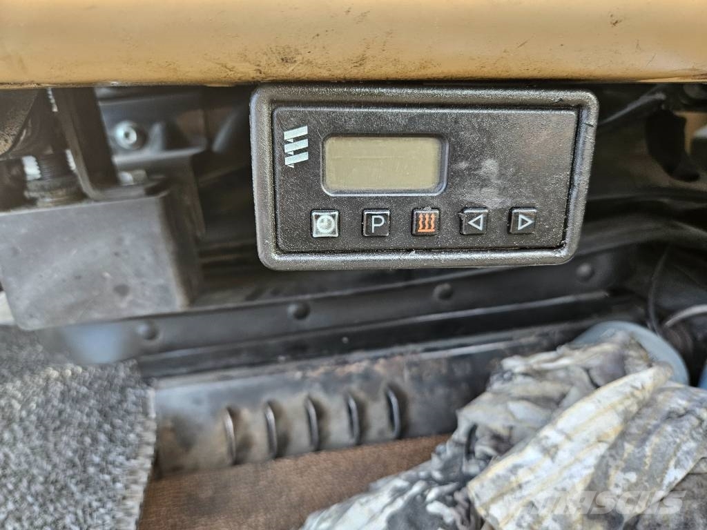 CAT 5110 B Bandgrävare