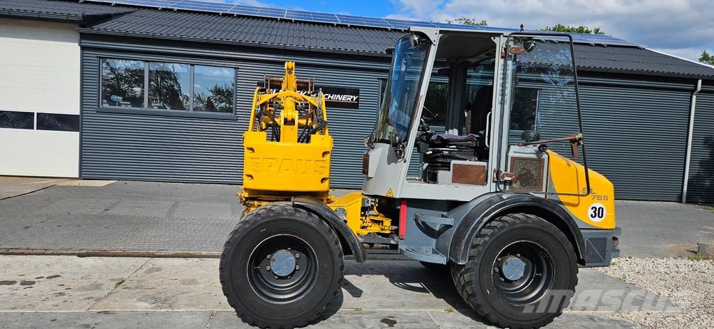 Paus SL755 لوادر بعجل