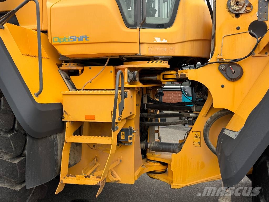 Volvo L 220 H Cargadoras sobre ruedas