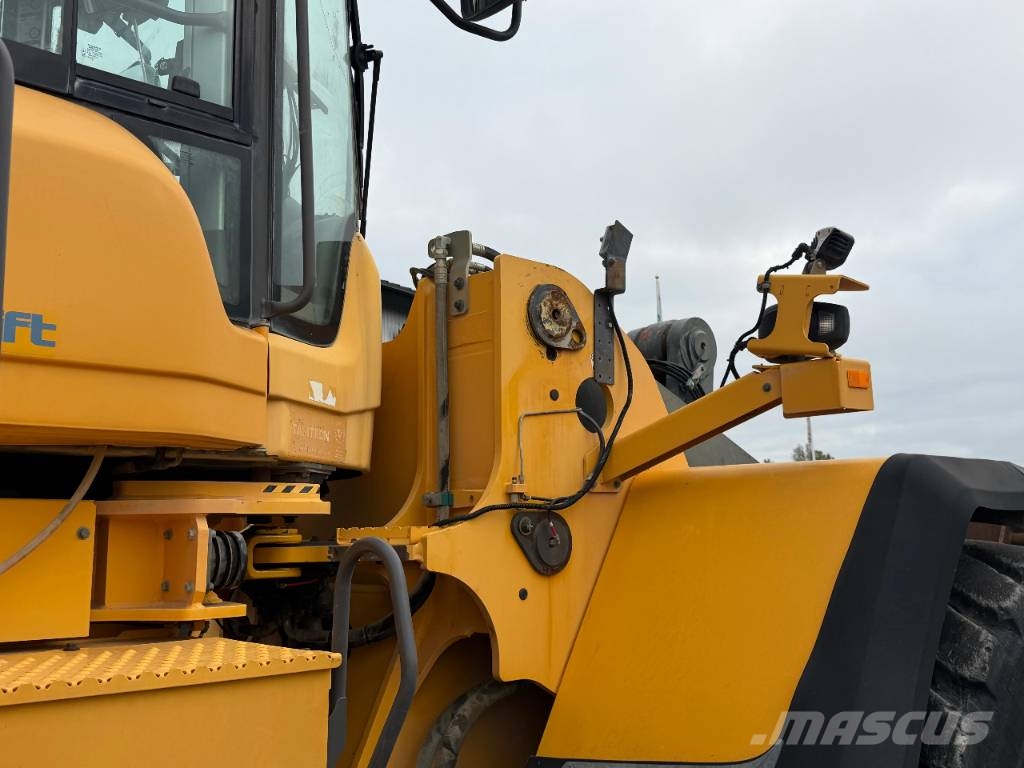 Volvo L 220 H Cargadoras sobre ruedas