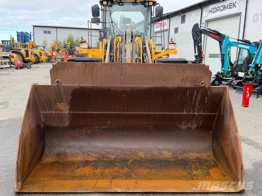 Volvo L 220 H Cargadoras sobre ruedas