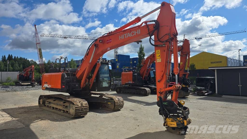 Hitachi ZX 210 LC-6 履带挖掘机