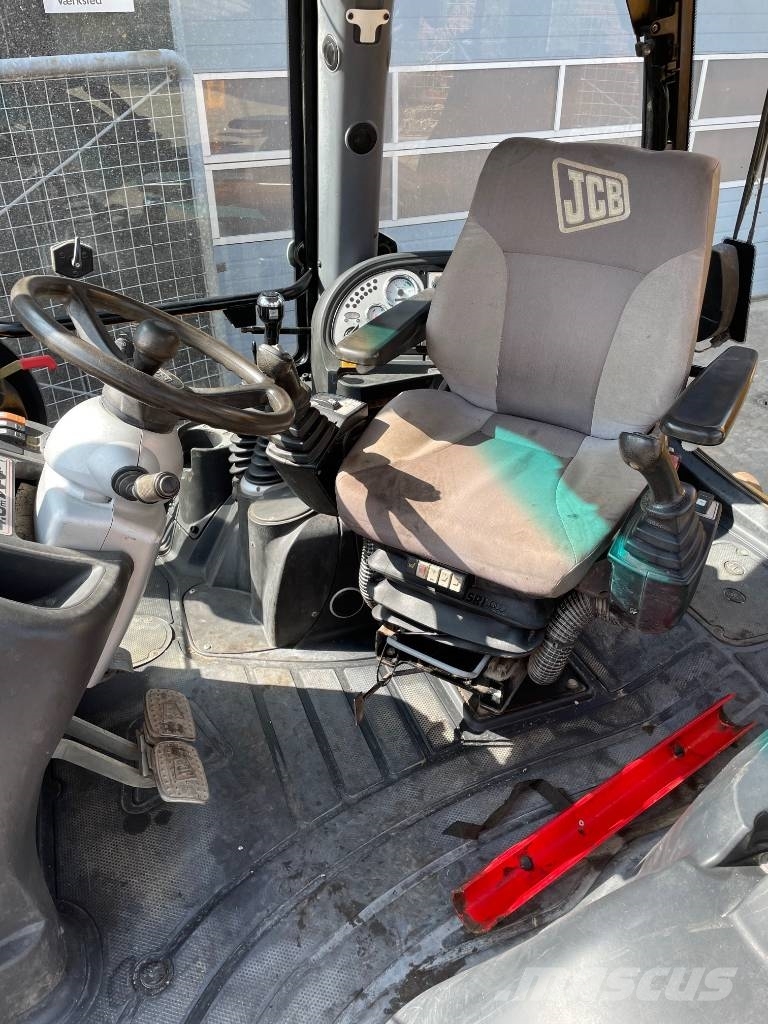 JCB 3CX Buldoexcavatoare
