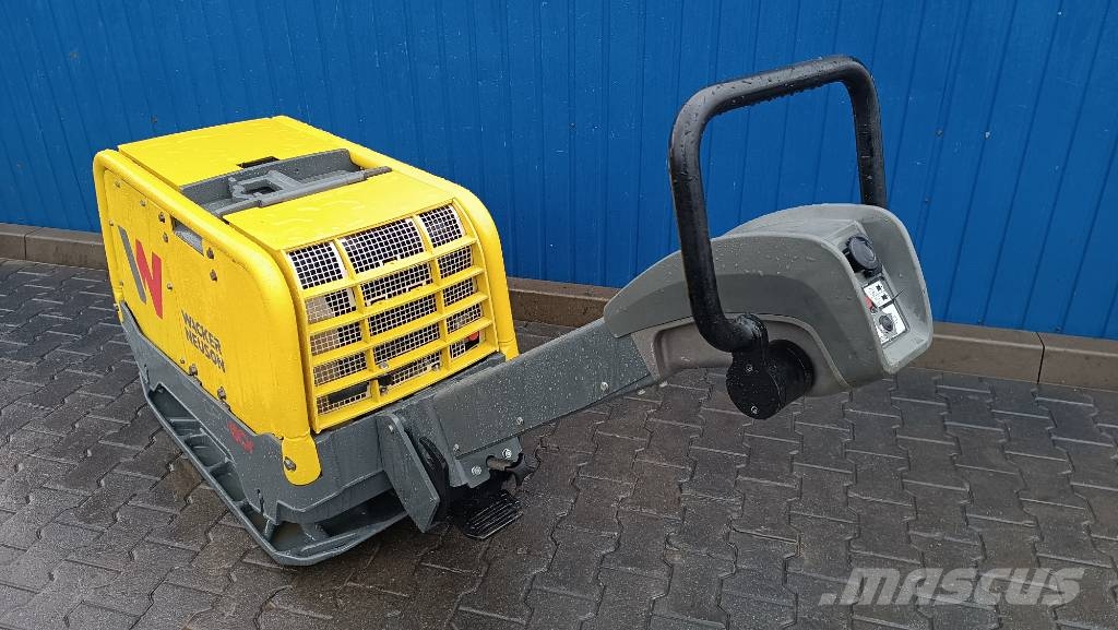 Wacker Neuson DPU 80 LEM DPU 110 DPU 6555 BOMAG BMP 100/80 AMMAN Půdní kompaktory