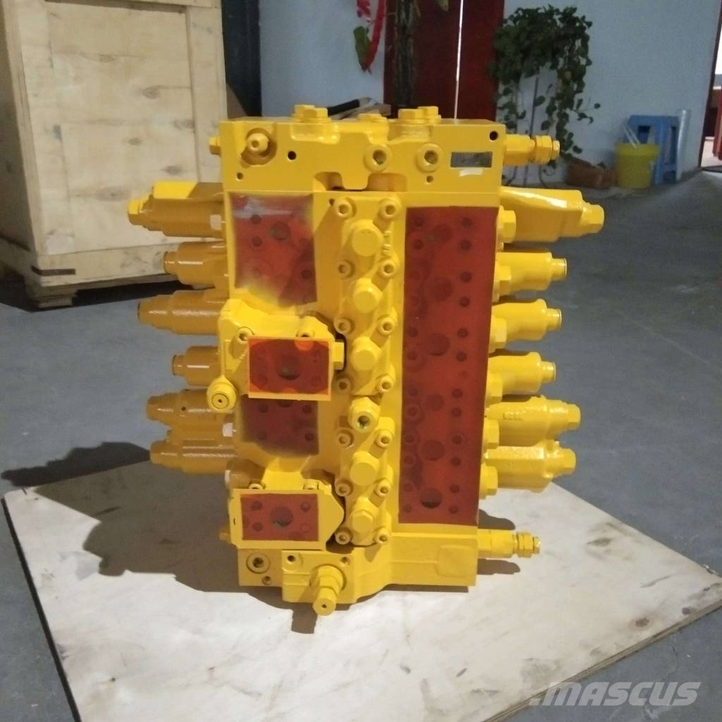 Komatsu PC220-8M0 Control Valve 723-46-29300 Prevodovka