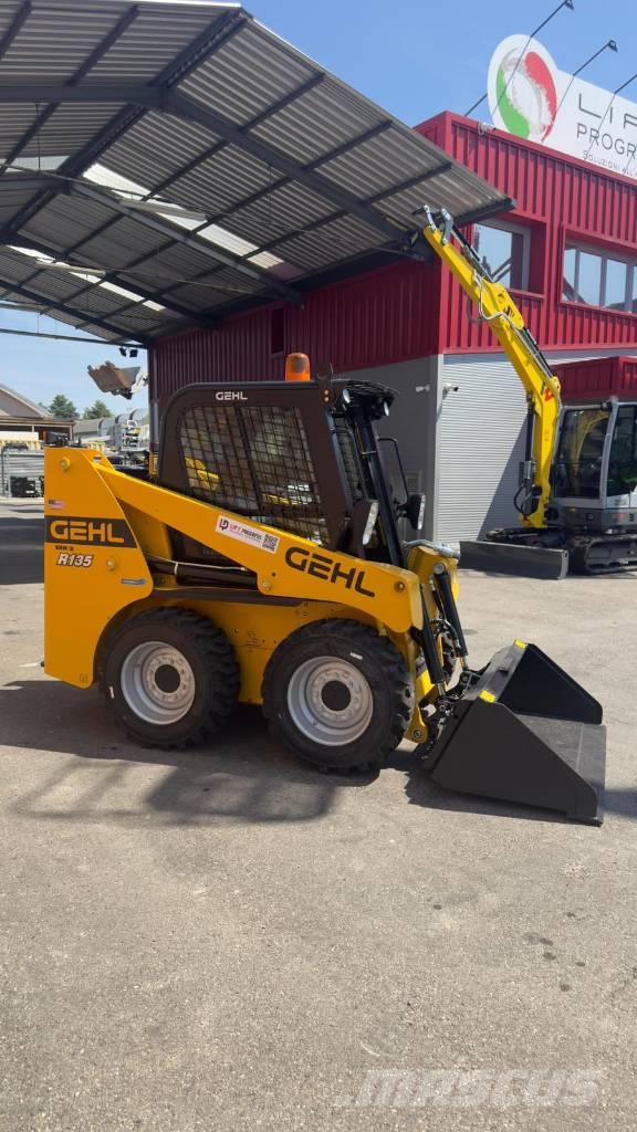 Gehl R 135 Mini Pale Gommate
