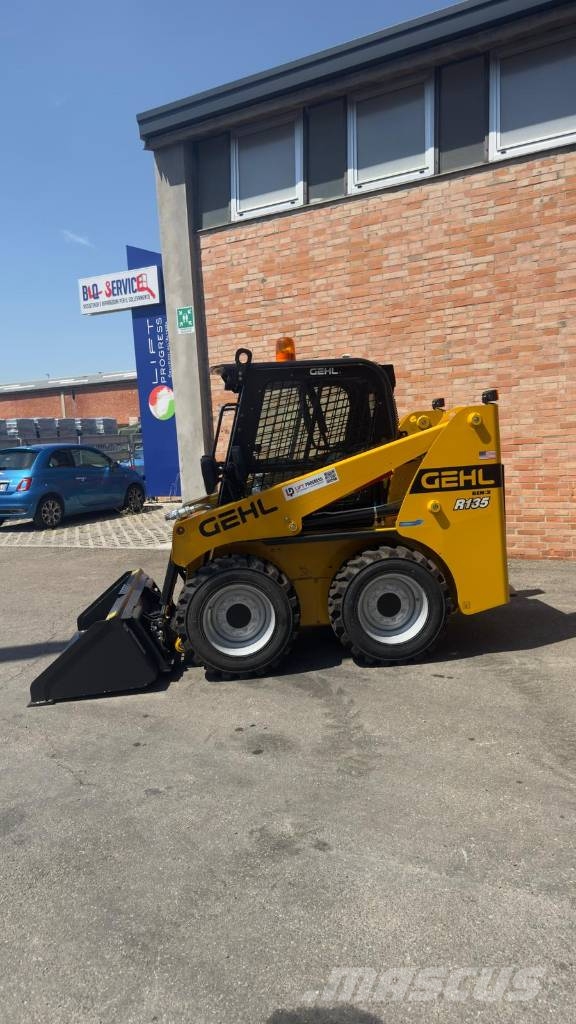Gehl R 135 Mini Pale Gommate