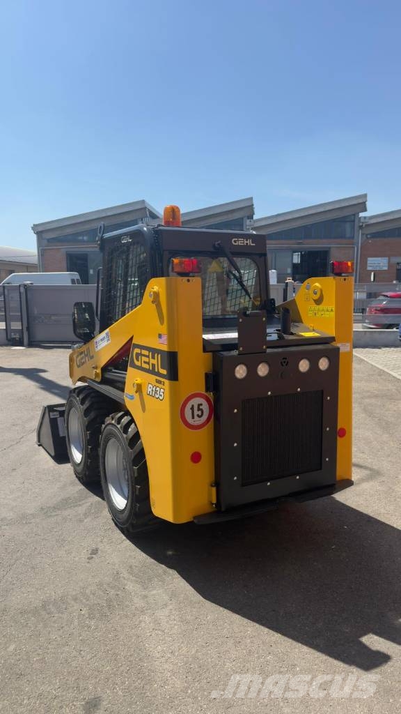 Gehl R 135 Mini Pale Gommate