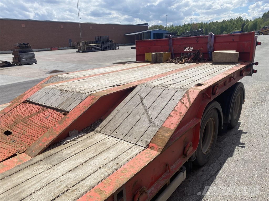 McCauley MAC-04DB4 Low loaders