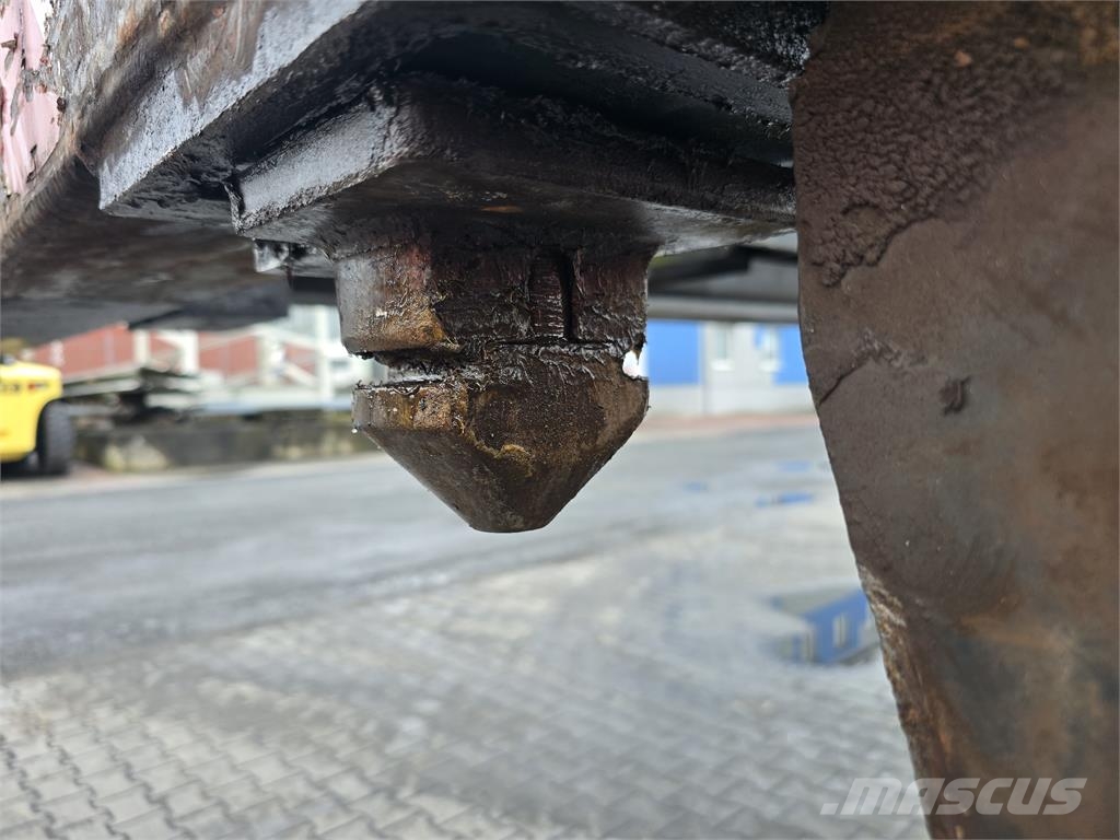 CVS Ferrari F258 Konteineritõstukid