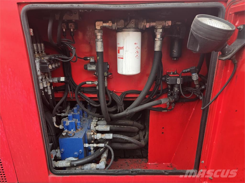 CVS Ferrari F258 Konteineritõstukid