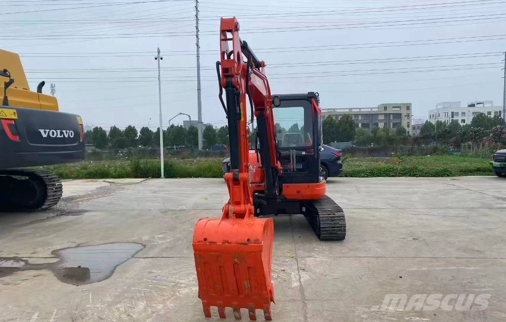 Kubota U 55 소형 굴삭기 7톤 미만