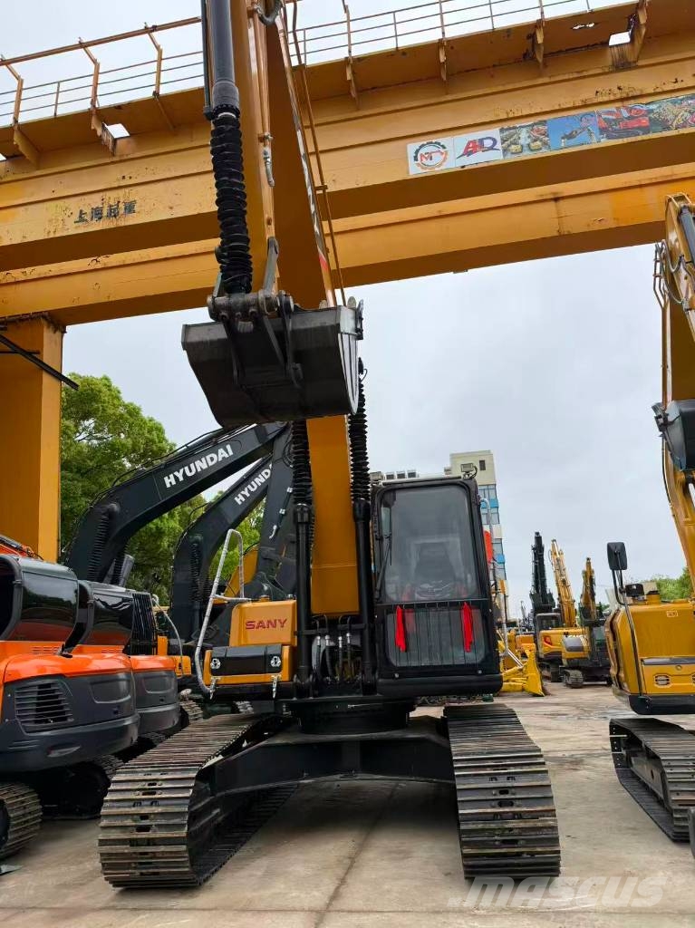 Sany SY 215 C 履带挖掘机