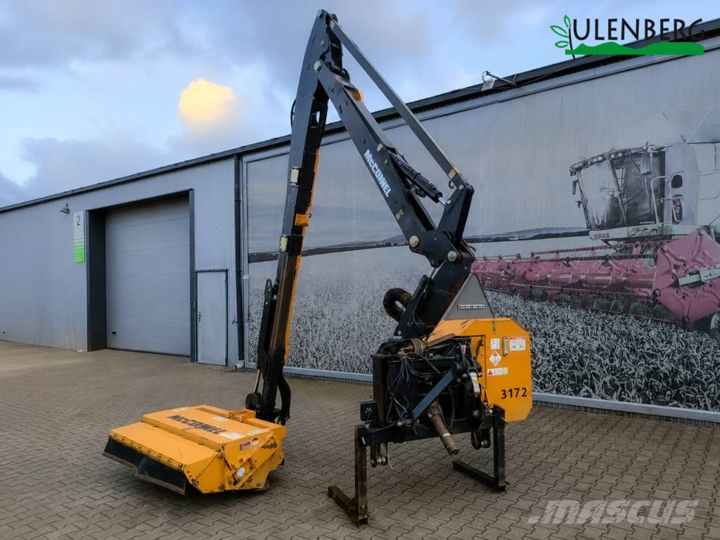 McConnel PA6565T ماكينات تشذيب الأشجار
