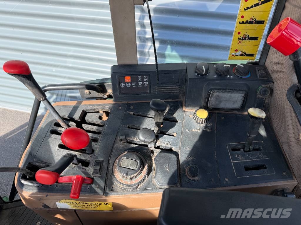 John Deere 6200 Traktorji