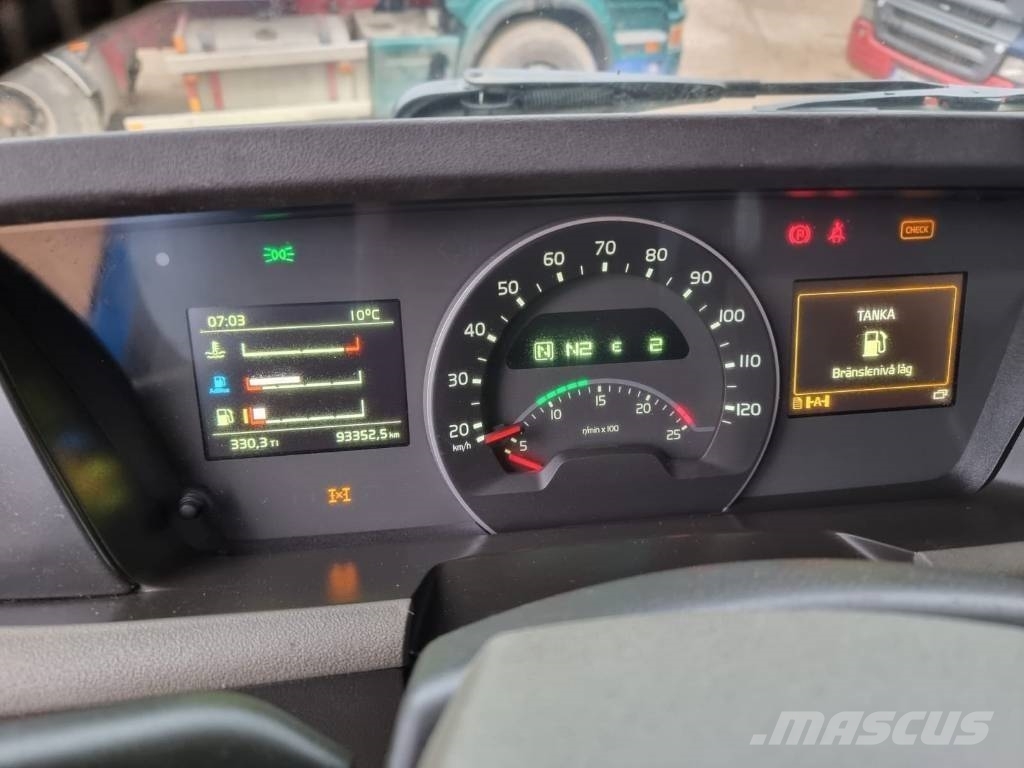Volvo FH 540 شاحنات لوادر