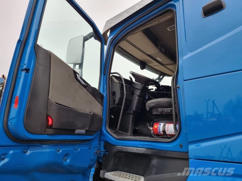 Volvo FH 540 شاحنات لوادر