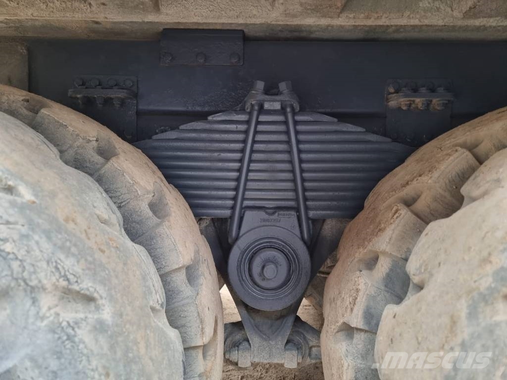 Volvo FH 540 شاحنات لوادر
