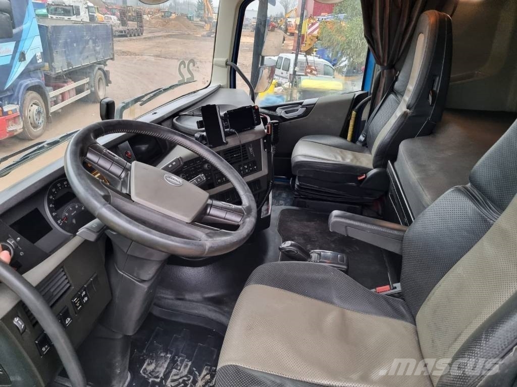 Volvo FH 540 شاحنات لوادر